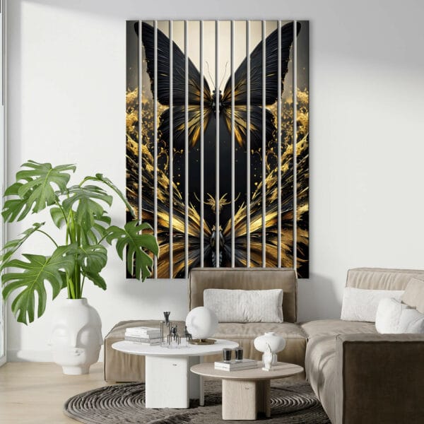 sciana z lamelami czarny motyl