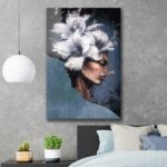 kobieta i kwiaty obrazy na szkle do salonu