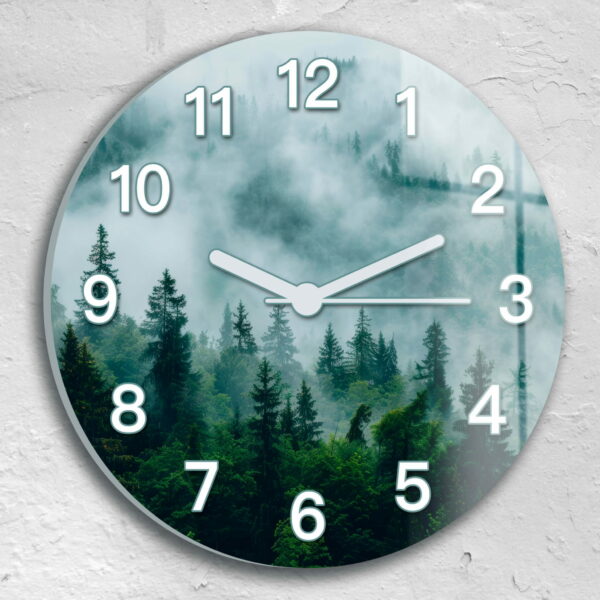 zegary scienne do salonu mglisty las