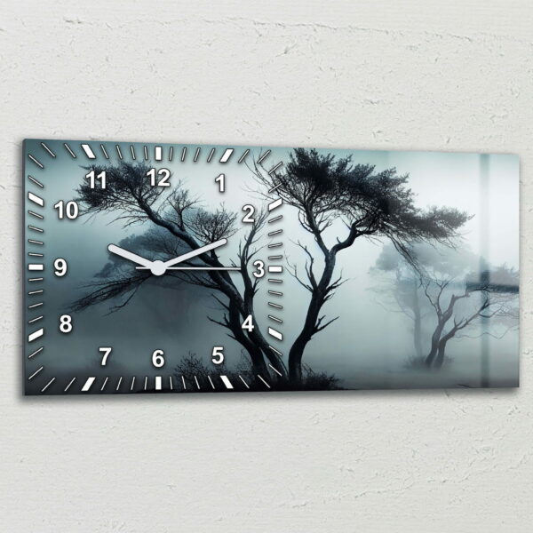 zegar scienny do salonu drzewa we mgle