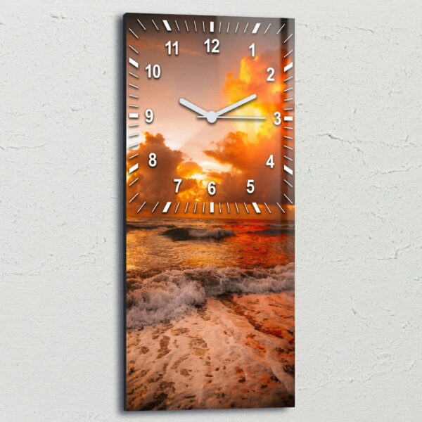 zegary do salonu klimat zachodu nad woda